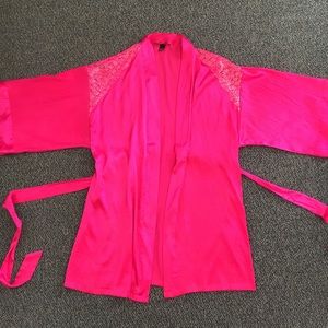 Victoria’s Secret hot pink kimono robe